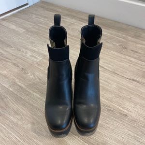 Chinese Laundry block heel boot.